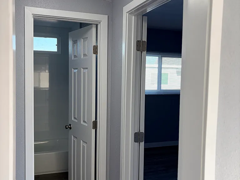 3323 Los Flores Blvd #E — Photo 16