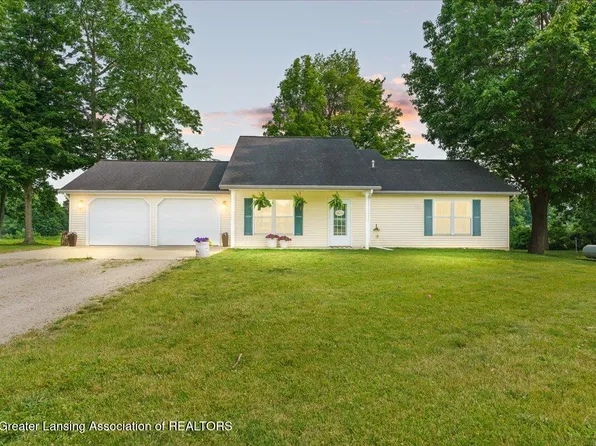 694 Kellogg St, Nashville, MI 49073