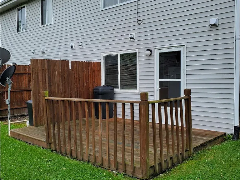 Jersey Ridge Apartments — Photo 2