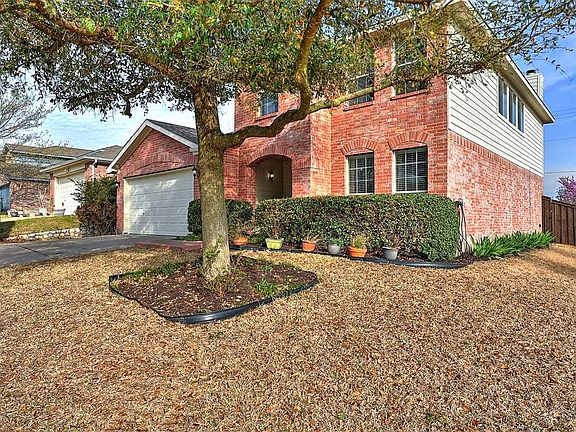 3rd image of 3301 Sherbrooke Pl
