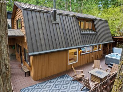 72691 E Village Loop Rd, Rhododendron, OR, 97049