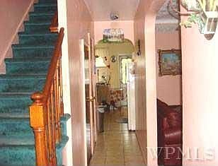 3rd image of 1046 E 233rd St