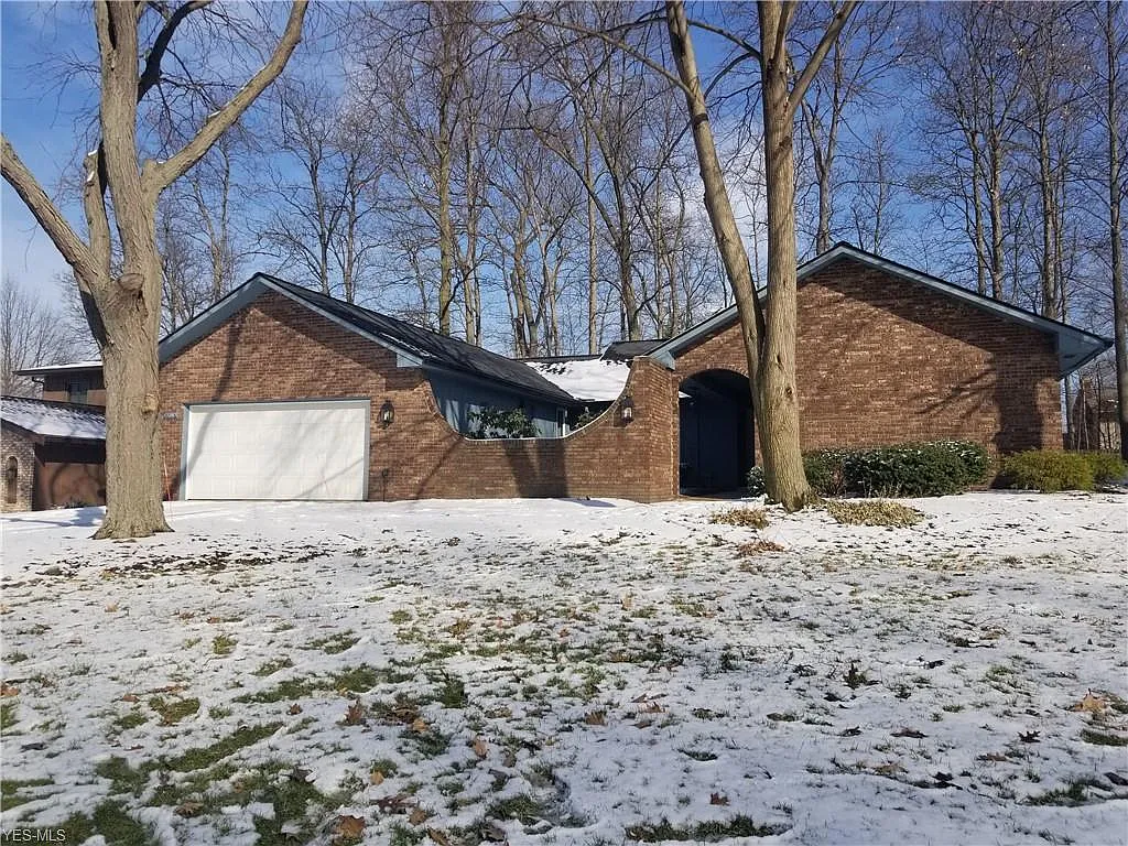 17207 Misty Lake Dr photo 1