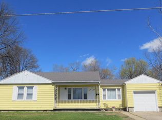 1215 Pollock Rd, Mexico, MO 65265