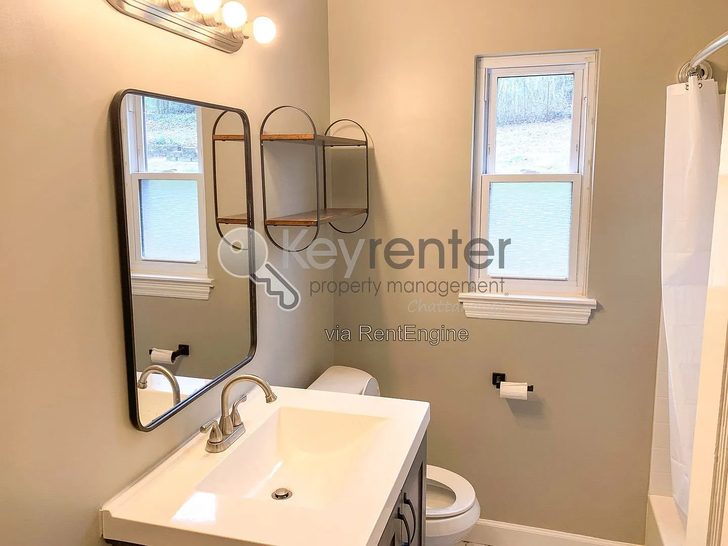 2 bed, 1.0 bath, 1031 sqft, $1,600 — Photo 4