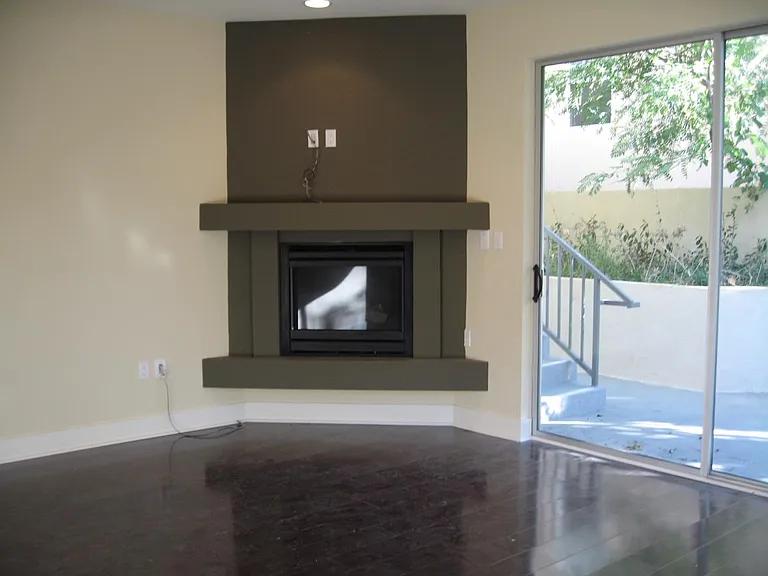 13712 Valleyheart Dr — Photo 8