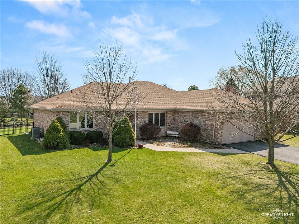 1st image of 22123 Pembrook Dr