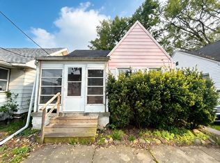 1811 Loxley Rd, Toledo, OH 43613