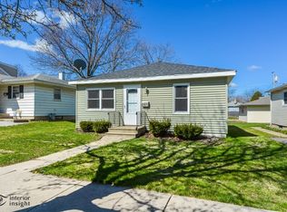 1423 Waverly Pl, Joliet, IL 60435