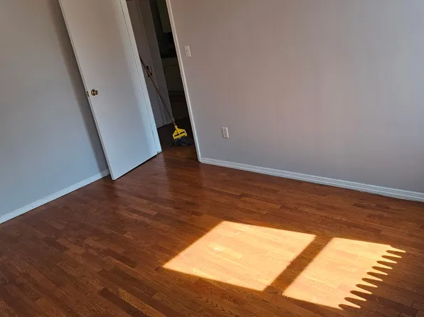 300 East 2nd Street image 5 of 23