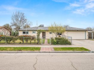 667 E Willamette Ave, Fresno, CA