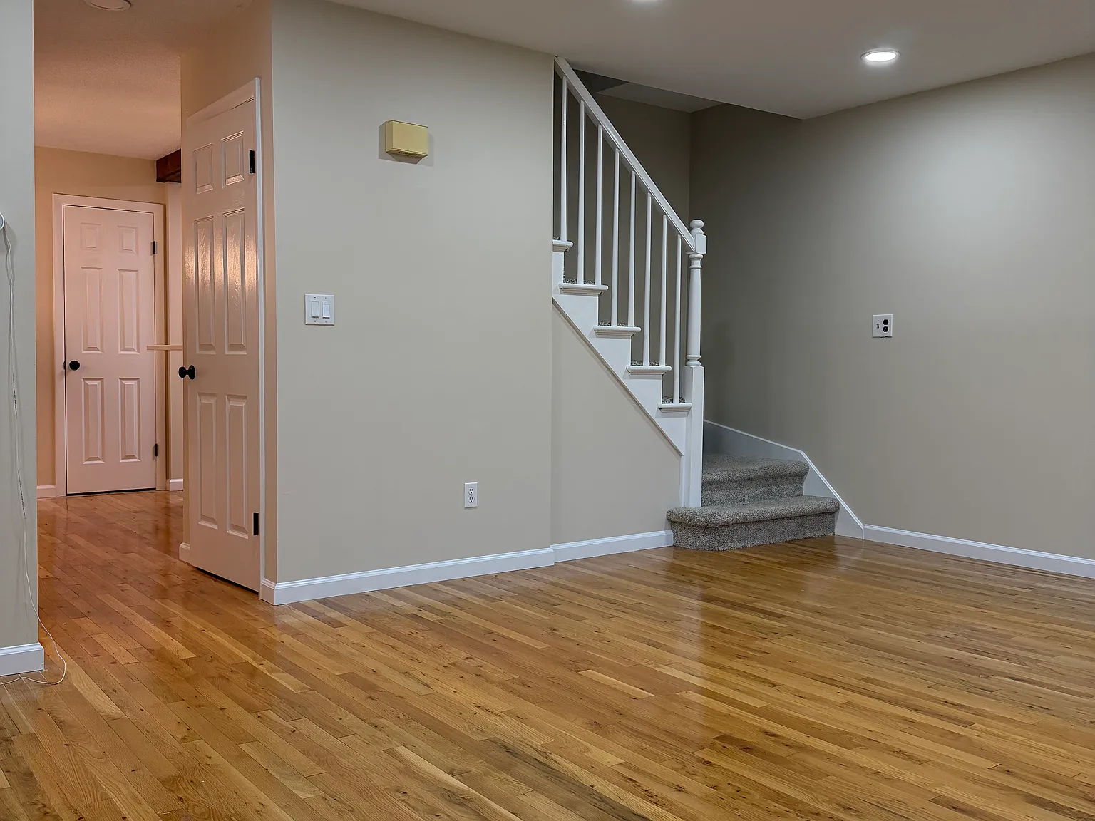 2 bed, 1176 sqft, $2,000 — Photo 4