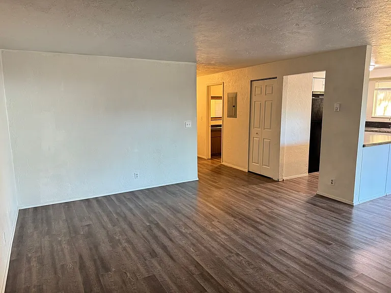 1739 Rainbow Loop — Photo 5