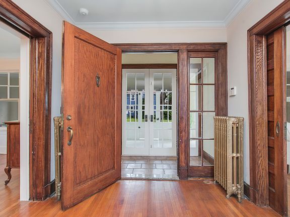 5th image of 535 Munro Ave