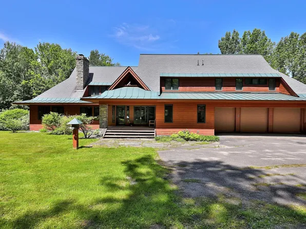 974 South Hill Road, Ludlow, VT 05149