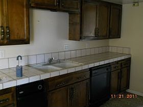 3rd image of 470 S Villa Ave