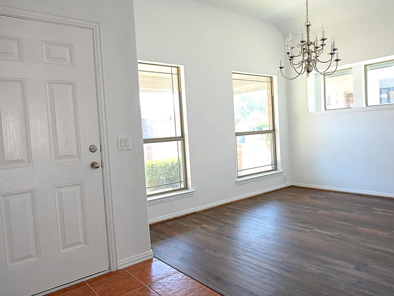 2204 Rockport Dr — Photo 18