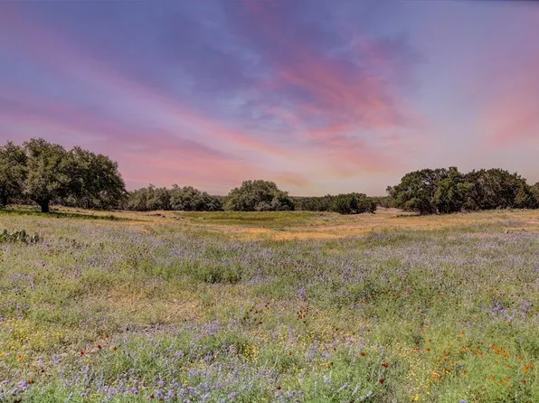 419 Yellowstone Ln, Hunt, TX 78024