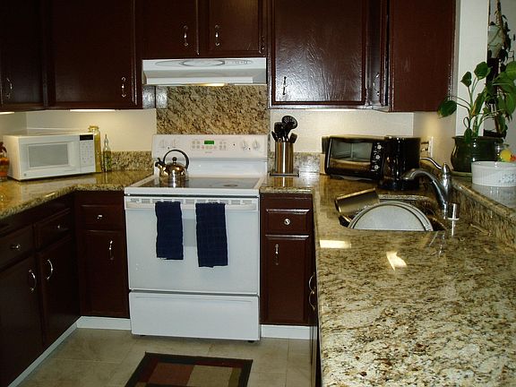 5th image of 10225 Caminito Cuervo Unit 135