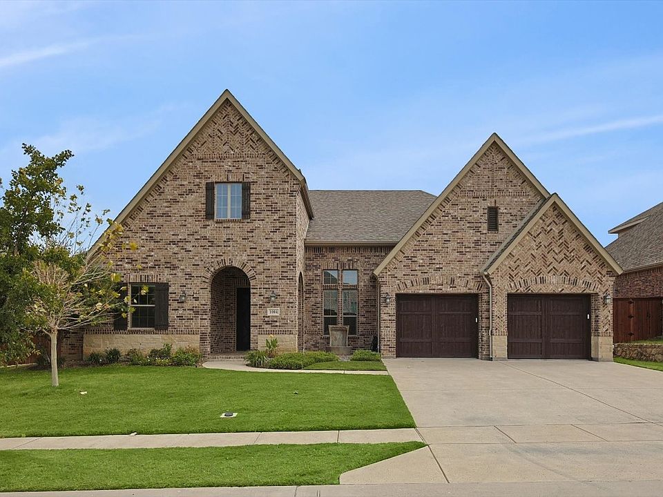 1st image of 1004 Lake Hills Trl