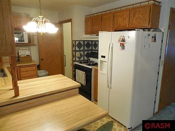 3rd image of 513 Drew Ave SE