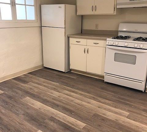 3rd image of 321 S Montezuma St Unit B