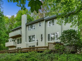 350 Long Ridge Rd, Pound Ridge, NY 10576