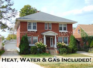 408 S Van Buren St #3, Green Bay, WI 54301