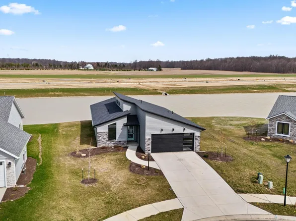 11161 Oaklynn Reserve Blvd, Fort Wayne, IN 46835