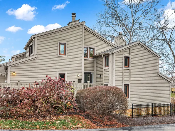 8403 Shoreway Dr, Indianapolis, IN 46240