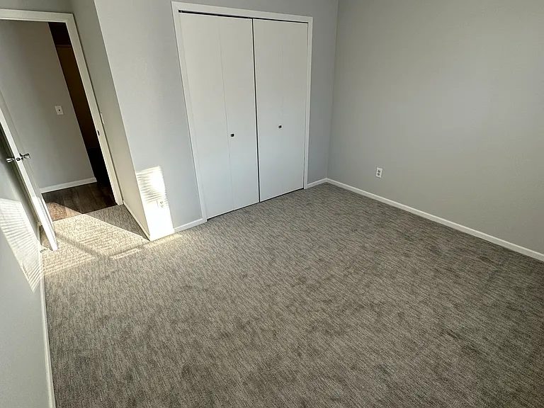519 Jefferson St #10 — Photo 14