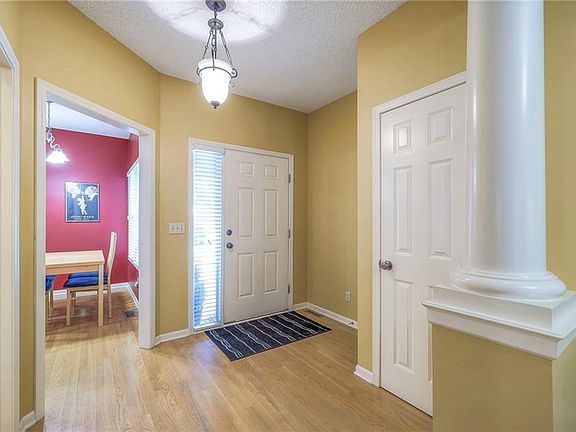 4th image of 6414 W 143rd Ter