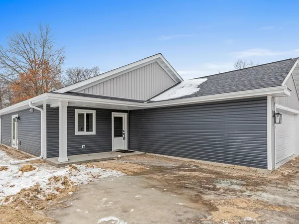 4781 261st St, Wyoming, MN 55092