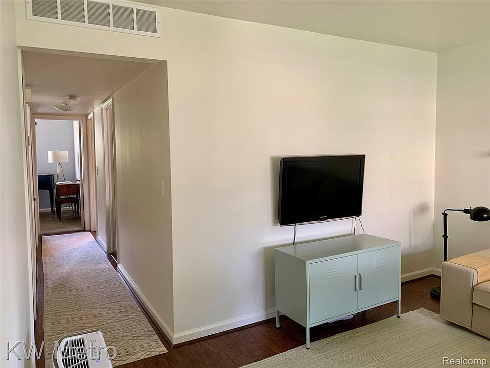 3330 Prairie Ave, photo 7