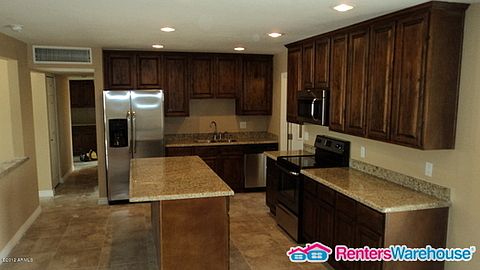 3rd image of 513 N 73rd Pl