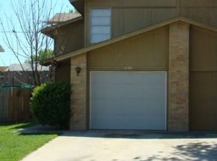1126 Royal Crest Dr, Killeen, TX 76549