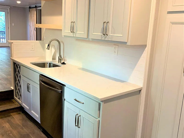 833 Charles Allen Dr NE #B — Photo 9