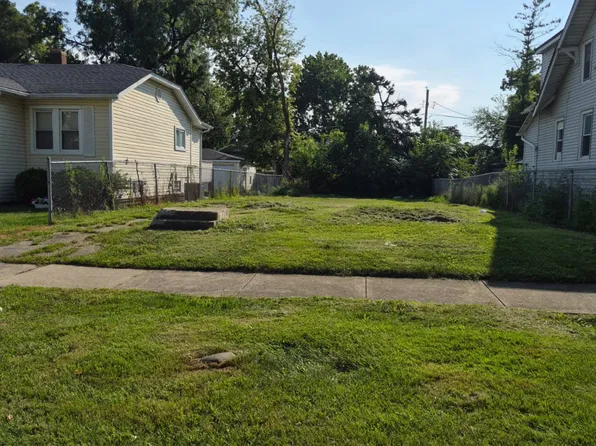 1923 S 18th Ave, Maywood, IL 60153