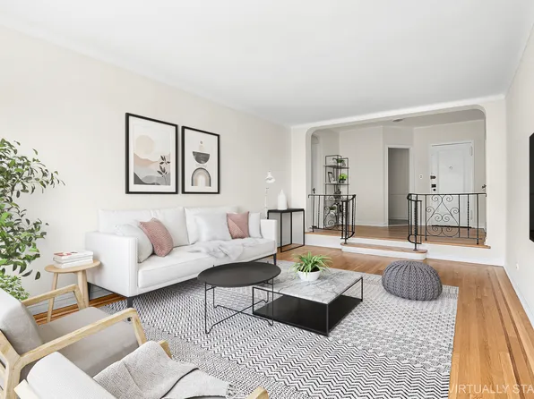 1615 Avenue I image 1 of 13