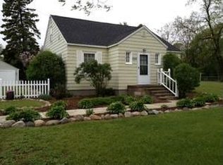 6662 Vine St, Caseville, MI 48725