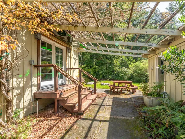 41600 Comptche Ukiah Rd, Mendocino, CA 95460