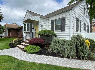 806 Walnut St, Linden, NJ 07036