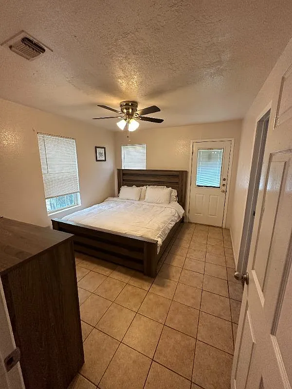 1 bed, 500 sqft, $600 — Photo 2