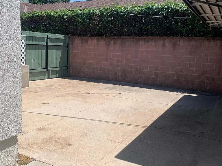 725 N Fairview St — Photo 19