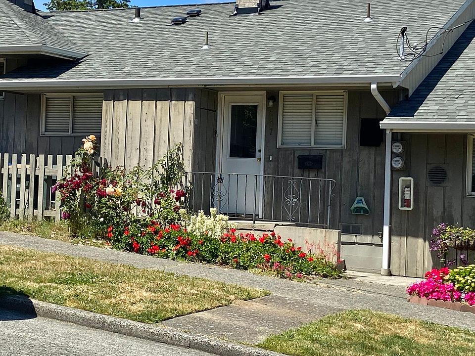 4407 Gilman Ave W