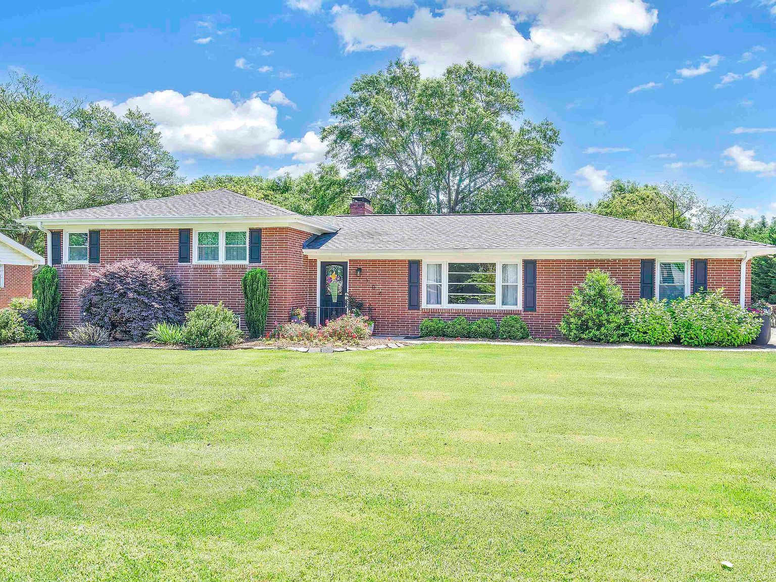 104 Central Ave, Mauldin, SC 29662 Zillow