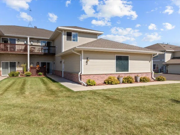 350 Brookside DRIVE #7, Mayville, WI 53050