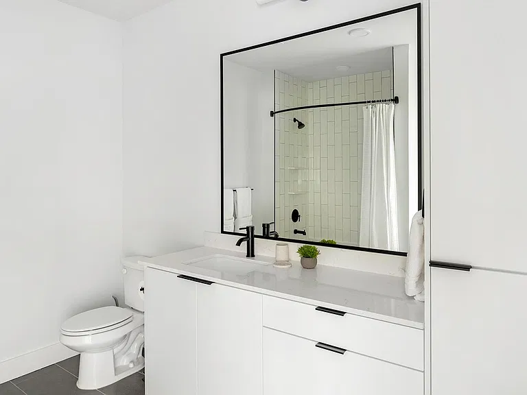 2500 Longview St #411 — Photo 17