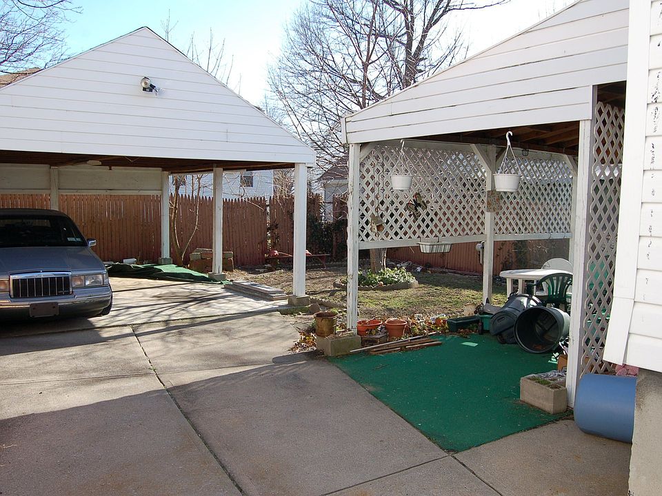 2nd image of 15020 122nd Ave