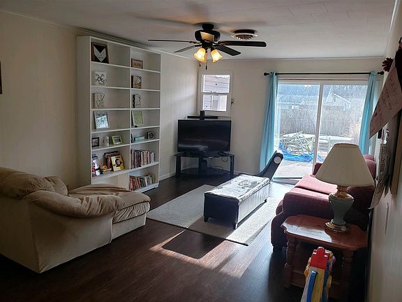3rd image of 115 Linkay Pl